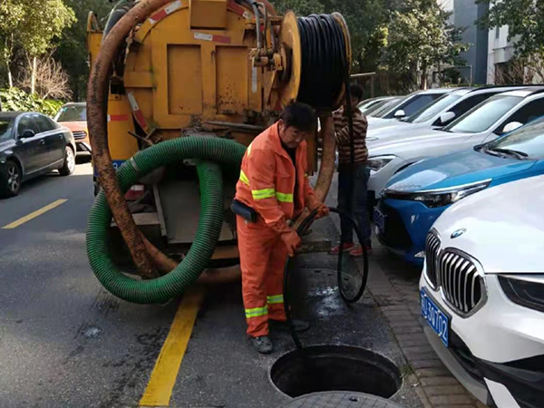 南浔排污管道清淤